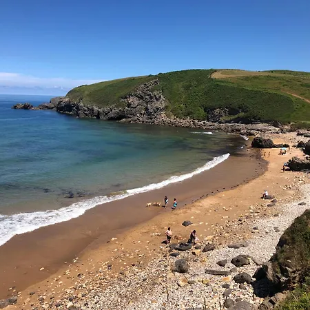 Casa En Aldea Frente A La Sierra De El Sueve *