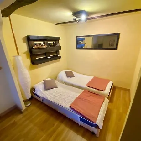 Casa En Aldea Frente A La Sierra De El Sueve * Colunga