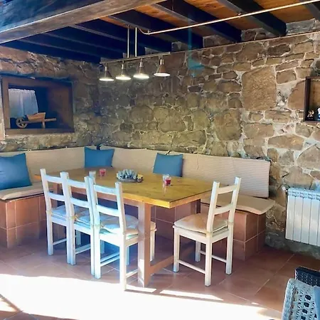 Casa En Aldea Frente A La Sierra De El Sueve * Colunga