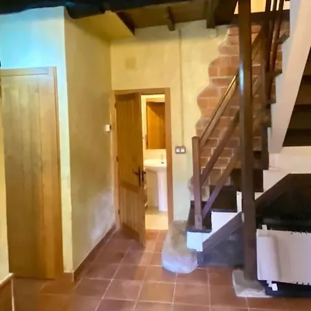 Casa En Aldea Frente A La Sierra De El Sueve * Colunga